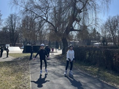 Tělocvik venku - skatepark