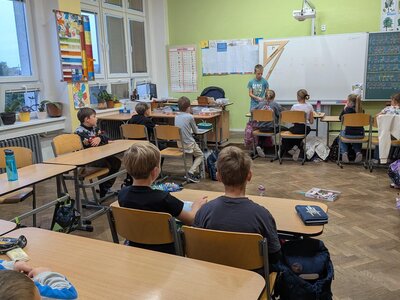 Neživá příroda (přednáška o nerostech a minerálech)