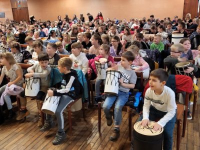 Bubny do škol