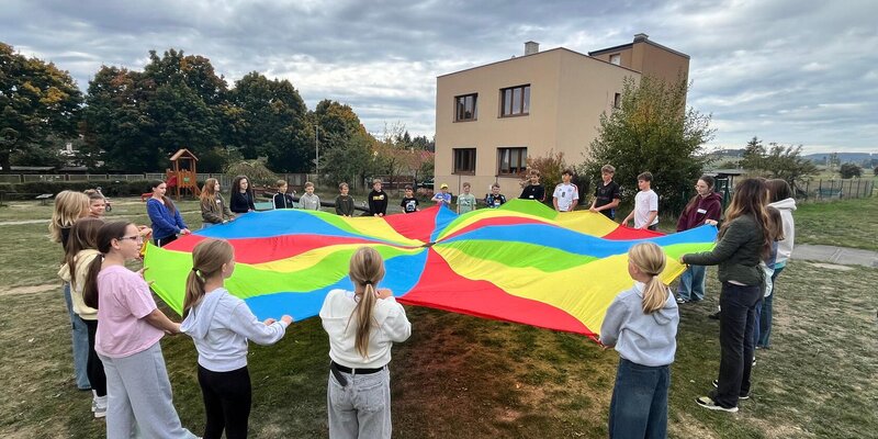 Žákovský parlament má za sebou první společné setkání